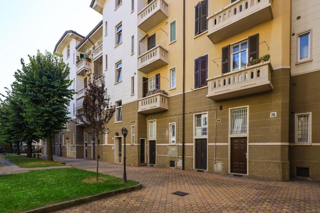 Paki Home Nel Cuore Dei Navigli Di Milano Екстер'єр фото