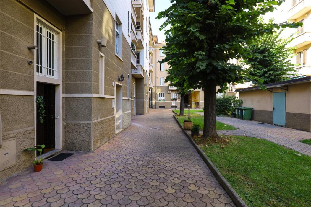 Paki Home Nel Cuore Dei Navigli Di Milano Екстер'єр фото